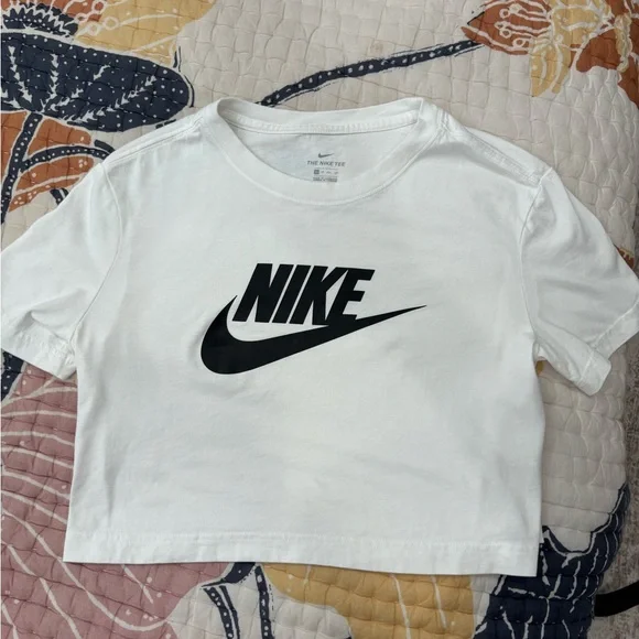 Nike Women's Classic White Crop Top - Picture 3 of 4